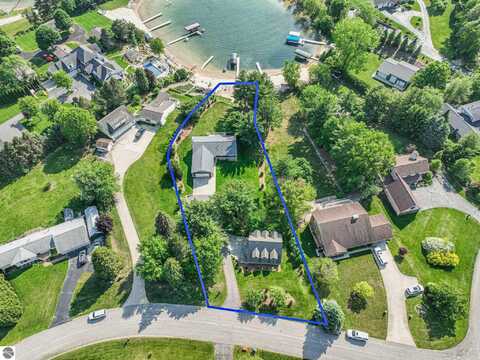 5163 Silver Cove Drive, Traverse City, MI 49685