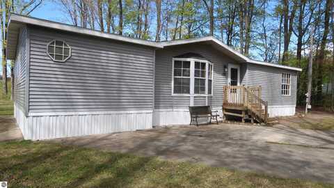 120 Lorna Lane, Roscommon, MI 48653