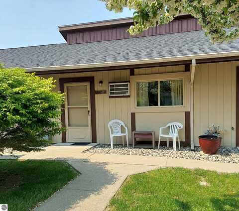 202 E Water Avenue, Oscoda, MI 48750