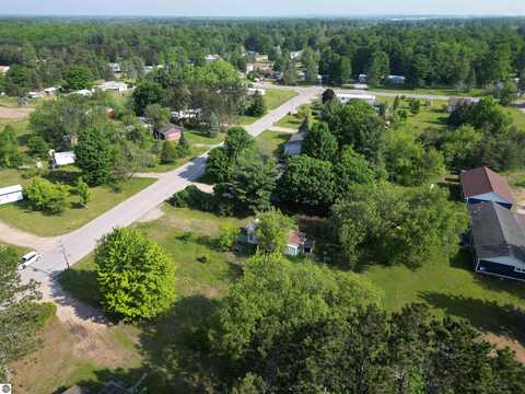 3107 Meadow Woods Drive, Traverse City, MI 49685