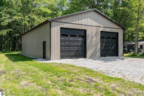 5779 E Twining Road, Au Gres, MI 48703