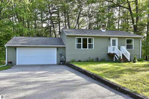 9731 Chateau, Interlochen, MI 49643