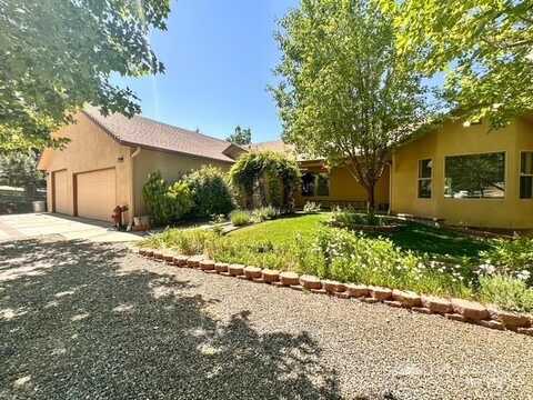 29220 Greenwater Drive, Tehachapi, CA 93561