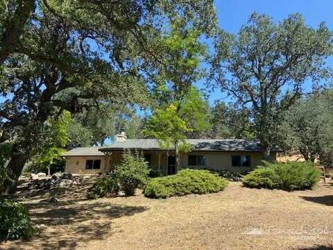 24340 Willow Pass Drive, Tehachapi, CA 93561