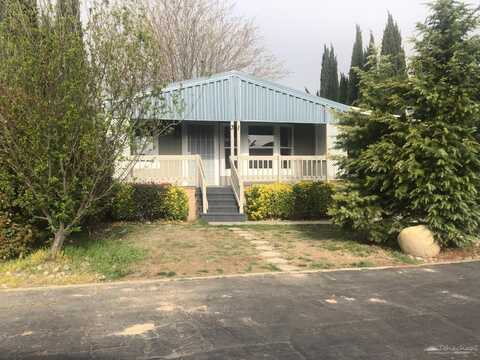 14556 E. Tehachapi Blvd., Tehachapi, CA 93561