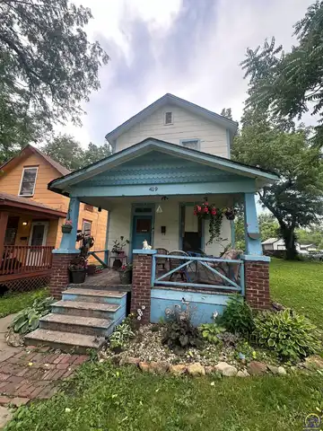 419 SW Western AVE, Topeka, KS 66606