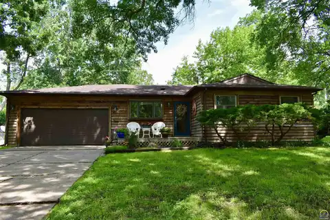 1440 SW Lancaster ST, Topeka, KS 66604