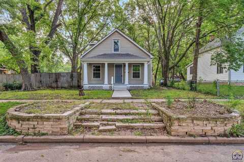 326 SW Orchard ST, Topeka, KS 66606