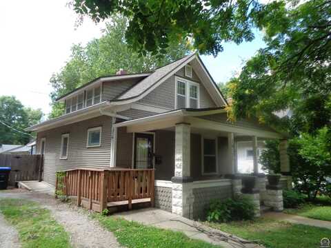 1617 SW 1st AVE, Topeka, KS 66606