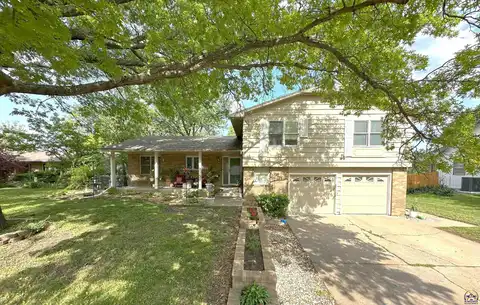 2868 SW Jewell AVE, Topeka, KS 66611