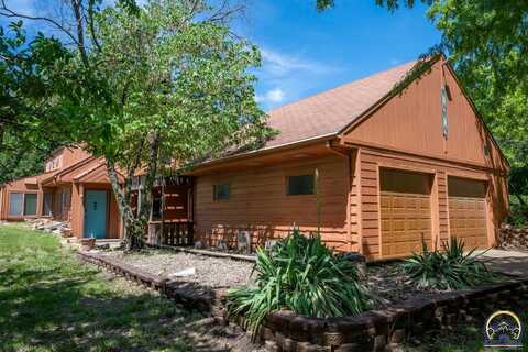 9020 NW 35th ST, Silver Lake, KS 66539