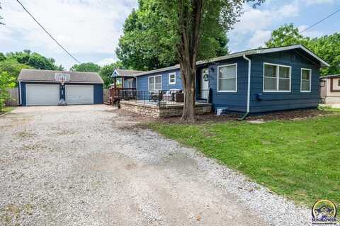 108 5th Street Terrace, Perry, KS 66073