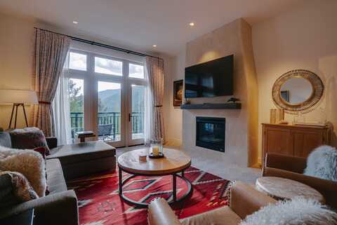 116 Sutton Place, Taos Ski Valley, NM 87525
