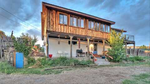 14197 State Road 75, Penasco, NM 87553