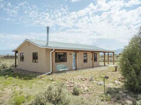 160 Cuchilla Road, Ranchos de Taos, NM 87557