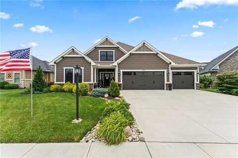 804 Pebble Place, Tipp City, OH 45371