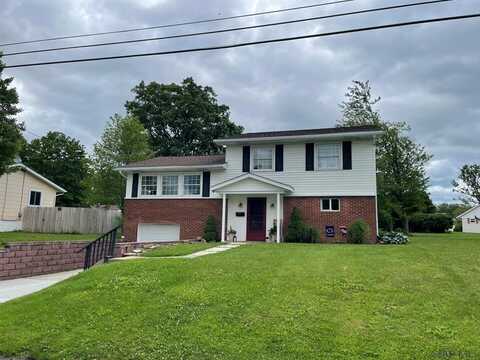 1223 Elgin Drive, Johnstown, PA 15904