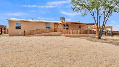 16 Medina Lane, Ranchos de Taos, NM 87557