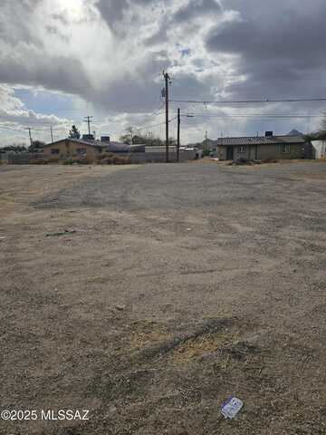 4568 S 12th Avenue, Tucson, AZ 85714