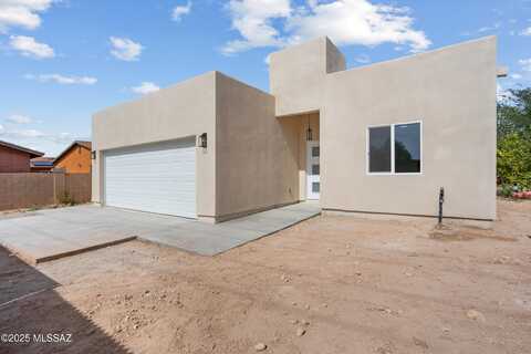 6034 S John Vic Place, Tucson, AZ 85706