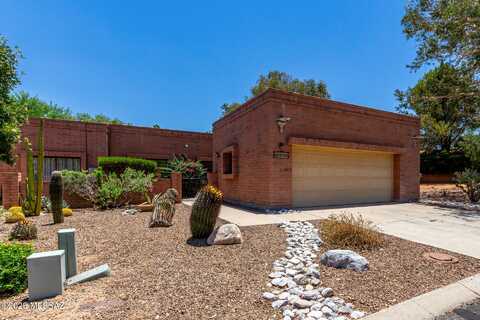8500 N Breezewood Place, Tucson, AZ 85704