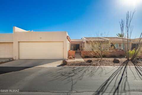 913 S Los Zafiros, Green Valley, AZ 85614