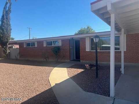 7122 E Eastland Street, Tucson, AZ 85710
