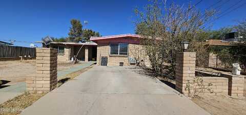 2009 S Longfellow Place, Tucson, AZ 85711