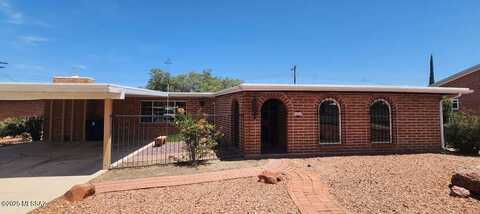 6965 E Calle Denebola, Tucson, AZ 85710