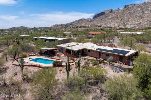 6731 N Pontatoc Road, Tucson, AZ 85718