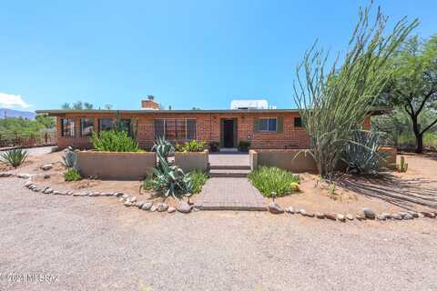 9420 E Sierra Street, Tucson, AZ 85710