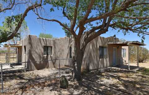 1203 N Cochise Stronghold Road, Cochise, AZ 85606