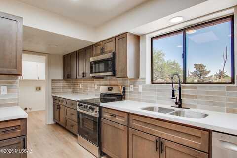 3702 E Trevino Drive, Sierra Vista, AZ 85650