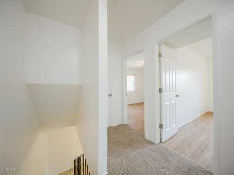 6588 CALLE LA PAZ, Tucson, AZ 85715