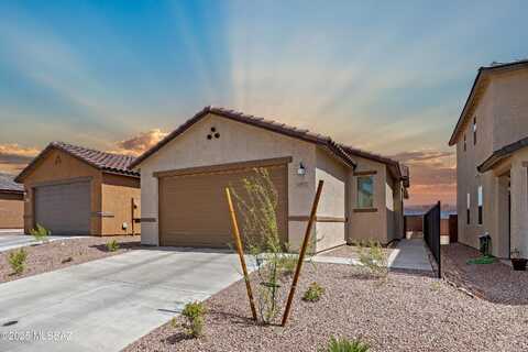 11972 E Chamrod Drive, Vail, AZ 85641