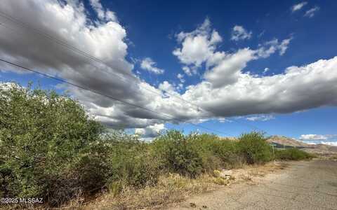 100 Escocia Court, Rio Rico, AZ 85648