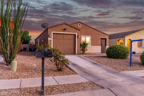 5252 E Desert Straw Lane, Tucson, AZ 85756