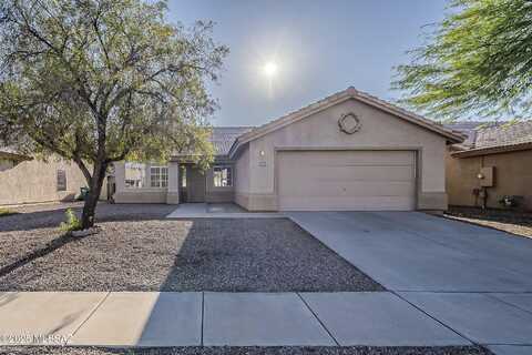 9041 N Shadow Rock Drive, Tucson, AZ 85743
