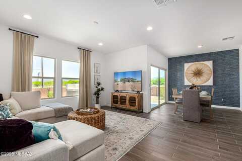 1163 S Nedra Place, Vail, AZ 85641