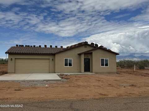 1723 Circulo Suecia, Rio Rico, AZ 85648