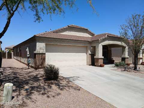 6700 S Stone fly Drive, Tucson, AZ 85757