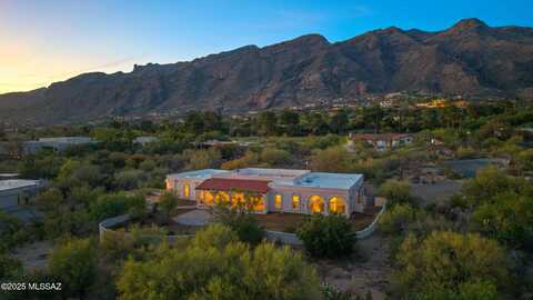 6355 N Camino De Santa Valera, Tucson, AZ 85718
