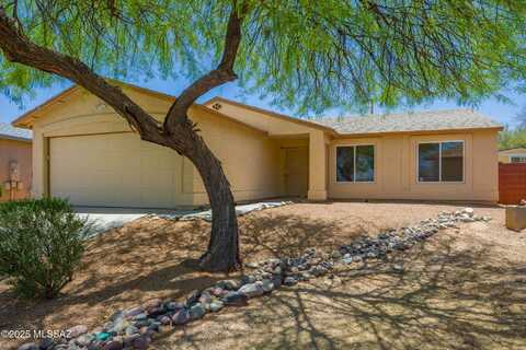 8876 E Apache Well Place, Tucson, AZ 85730
