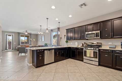 6136 W Bandelier Court, Tucson, AZ 85742