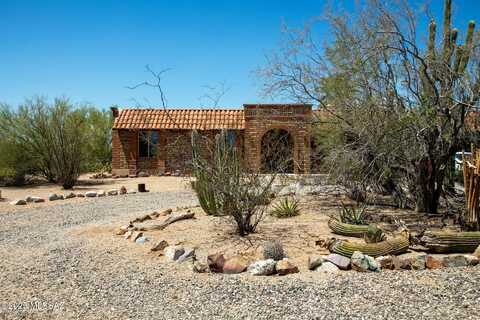 12800 W Well Pump Drive, Tucson, AZ 85743