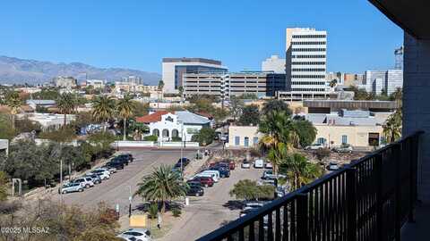 425 W Paseo Redondo 5A, Tucson, AZ 85701