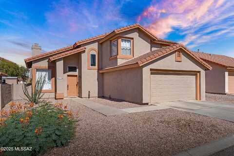 9951 N Outlaw Trail, Tucson, AZ 85742