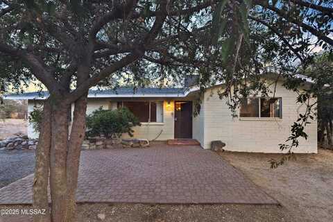 365 E Parkside Street, Oracle, AZ 85623
