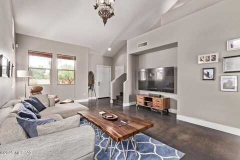 1275 S Via Estrella Blanca, Tucson, AZ 85713