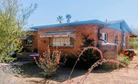 2260 N Chrysler Drive, Tucson, AZ 85716